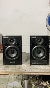 Cặp Loa Bookseolf Liền Công suất Roland Monitor MA - 15D Loa kiểm âm giải mã 24bis/129khz (điện 110v) Hàng cao cấp bãi nhật về zá xả 2tr8 ko qua sàn mua ip shop
