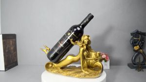 Kệ chai vang hình cô gái nhiều kiểu dáng đẹp độc đáo( không bao gồm chai vang )