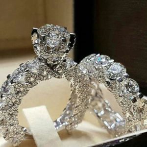 Elegant Zircon Ring Jewelry Silver Color Engagement Wedding Ring Set for Women 2019 Fashion Zircon Crystal Jewelry Gift