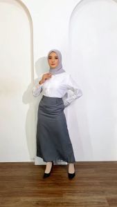 Rok Panjang Hitam Polos Model A line dan Span Pinggang Karet dan Ada Kantong Saku Wanita Bahan Dasar Formal Untuk Kerja Kantor Kuliah Ospek Ukuran Standar dan Jumbo Big size