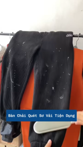 Bàn Chải Tĩnh Điện Cầm Tay Quét Sơ Vải nhỏ gọn tiện lợi đa năng.