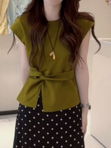 Shalldoer | Áo thun nữ tay ngắn thời trang mùa hè 2025 thiết kế không đều cổ tròn dáng rộng màu trơn vải polyester thường ngày