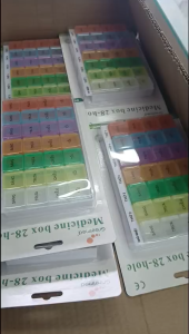 Hộp chia thuốc tuần - Phân liều thuốc tuần chia thuốc Sáng Trưa Chiều Tối Greetmed - Nhiều màu sắc chính hãng