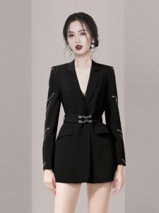 ชุดเดรสยาวทรงเอสีดำหรูหรา ดีไซน์เก๋ไก๋ เดรสยาวคลุมเข่าสำหรับงานเลี้ยง ชุดทำงานผู้หญิง ชุดทำงานฤดูใบไม้ผลิ 2024