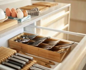 JOSEPH JOSEPH DRAWSTORE Bamboo Cutlery Organiser Large