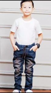 Celana Jeans Anak Laki Laki Usia 3-12 Tahun/Celana Jeans Motif Sobek Tidak Tembus
