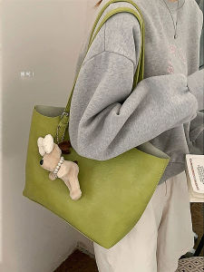 Large Capacity Womens Tote Bag 2025 New Style  Autumn Underarm Single Shoulder Commuter Bag Cute Pendant Handbag