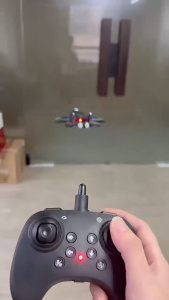 เครื่องบินบังคับวิทยุ 2.4GHz เครื่องบินรีโมทคอนโทรล ของเล่นRC โฟมกันกระแทก เล่นหมุนตีลังกาได้ พร้อมไฟ LED  เครื่องร่อน เฮลิคอปเตอร์ บินสนุก บังคับง่าย Glider Flying Helicopter RC Plane 2.4G Stunt Remote Control Foam Fighter Airplane Toy With Light