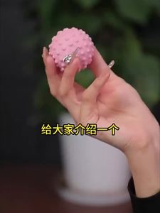 Spiky Massage Ball Fascia Ball Trigger Point Sport Fitness Hand Foot Pain Relief Plantar Fasciitis Reliever Foot Massage Ball