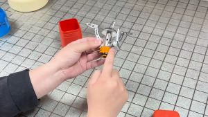 เตาแก๊สปิคนิค พับได้ เตาสนาม เตาเเก๊สมินิ เเบบพกพา ปิคนิค สำหรับ แคมป์ปิ้ง 4 กรงเล็บ All-in-one ขนาดกะทัดรัดพกพาสะดวกสำหรับการตั้งแคมป์และปิกนิกกลางแจ้ง