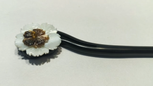 Light Luxury Chinese Style Shell Carving Hair Stick