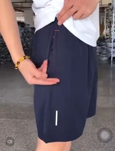 Quick-Dry Cotton Blend Athletic Shorts with Reflective Pockets and Clear Print Design