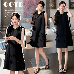 Graceful & Youthful Slimming Maternity Dress with 3D Flower Designs