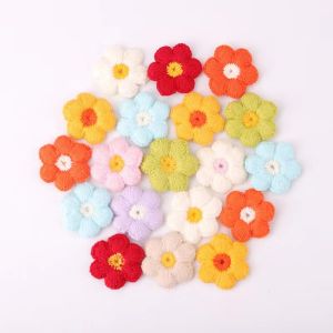 20pcs 30mm Multi-Color Embroidered Flower Patch Mini Decals for DIY Crafts Sewing Accessories Handmade Materials Wedding Decor