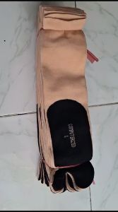 Kaos Kaki Jempol Muslimah Wanita Dewasa Cream Telapak Hitam Bahan Nilon Lembut Murah
