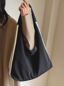 Large Capacity Canvas Tote Bag for Commuting to Work Single Shoulder Underarm Bag Black New 2025 Womens Handbag Commuter Bag