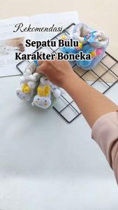 Sepatu Prewalker Bayi Perempuan 0-6 bulan Newborn Karakter Pom-pom