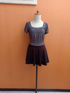 atasan kaos wanita abu tua M L cewek kerah kotak lengan pendek cute santai