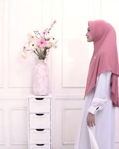 Hijab bergo pet Aisyah Beauty Hijab