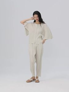 2329-2179 One Size (45-75kg) Suit Solid Color Round Neck Zipper Half Sleeve T-Shirt Loose Casual Draping Effect Trousers