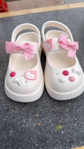 Dép nữ thời trang được thiết kế đặc biệt cho phụ nữ mang thai được thiết kế riênh cho bác sĩ y tá