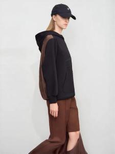 AMII | Colorblock and Mixed Material Winter Hooded Embroidered Pockets Fluffy Lined Womens Casual Jacket