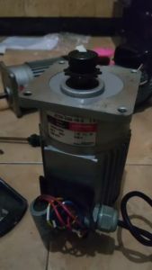 AC Gear Motor LUYANG 1/4 HP 220V 0.88 A 1380 RPM Ratio 1 : 15 1PHASE - 1/4HP 1 : 18