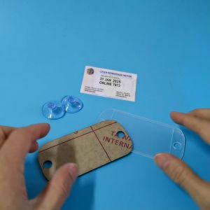 Roadtax Holder Carbon Fiber Car Road Tax 2024 New 2 Layer Acrylic Suction Cups with M5 Screw