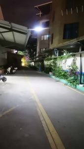 Đèn Năng Lượng Mặt Trời Ngoài Trời 9800000LM 74 LED Cảm Biến Chuyển Động Chống Nước 3 Chế Độ Đèn Tường Năng Lượng Mặt Trời Cho Sân Vườn Sân Vườn Nhà Để Xe