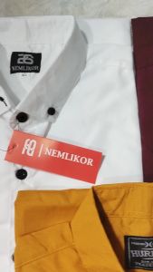 Kemeja polos lengan panjang pria