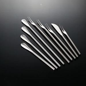 1pcs 304 Stainless Steel Stirring Stick Long Handle Spoon Creative Coffee Dessert Spoon Cocktail Mixer Spoon Ice Spoon Home Bar