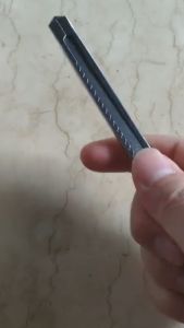 IGD || Stainless Retractable Cutter for Paper Cardboard