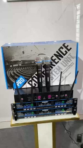 Micro Đầu Thu Cao Cấp Chính Hãng UGX89 Tích Hợp Sóng UHF Cho Âm Thanh Ổn Định Bắt Sóng Siêu Xa Bảo Hành 12 tháng