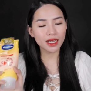 Combo Vaseline Dưỡng Thể Ngày & Đêm 330ml X300ml Phục Hồi Dưỡng Trắng OTEL STARX OV-2BX5010 Body Lotion Chống Nắng Nâng Tông Chuẩn Auth