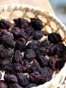 Lao Rao Family Dongkui Yangmei Dried Fruit Plump Sweet And Sour Snack for Pregnant Women Fujian Special Product 220g