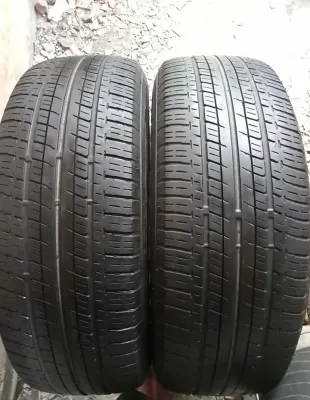 ban mobil ukuran 225/65 R 17 kondisi barang second
