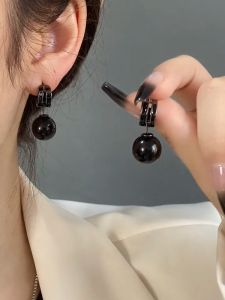 Fashionable Retro Black Beaded Earrings Women Simple Versatile Two-Way Wear High-End Sensation Elegant Jewelry Accessories