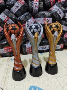 piala bola bintang. 30cm.1set