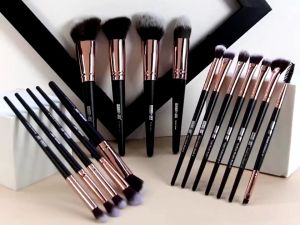 [MALAYSIA READY STOCK] 17pcs MAANGE Makeup Brushes Set With Cosmetic Bag Professional Cosmetic Brush
