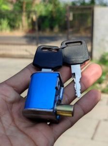 kunci keamanan kunci stang stir Win 100 cb 100 gl 100 c70 c50  c90 s90 cb 125 c700 c800 benly s110 kunci stang c70 kunci leher c70 segitiga C70 bektu bekjul olong cetul cb kunci stang honda Kunci stang honda c50 c70 c90 s90 cb100 cb125 c700 win 100 win100