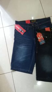 CELANA PENDEK DENIM / CELANA PENDEK DISTRO / CELANA PENDEK MURAH / CELANA PENDEK JEANS / CELANA JEANS MURAH