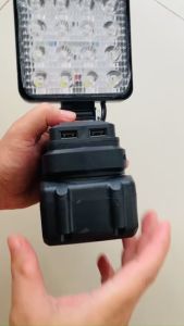 Đèn pin LED chiếu sáng di động công suất cao có thể sạc lại pin rời