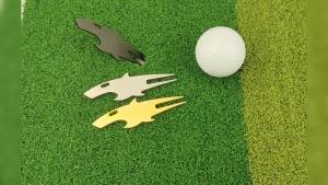 จัดส่งจากจีน [2025] รุ่นใหม่ Golf green fork  ช้อนส้อมกรีนสไตล์ฉลามสร้างสรรค์   ช้อนบอลอเนกประสงค์   ที่เปิดขวด 3.8