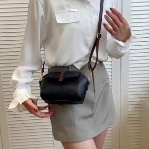Casual Style PU Leather Shoulder Bag For Women Solid Color Flap Crossbody Bag