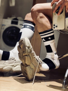 D.M Mens Socks Fashion Stocking Sports Soccer Socks Letters Fashion Trendy Socks Stockings Towel Bottom Thickening Sweat-Absorbing