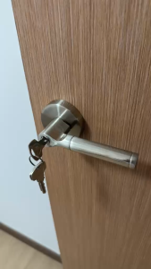 Yale Heavy Duty Lever set - New Model. Entrance & Bathroom types (Gunmetal and Satin Nickel Color)