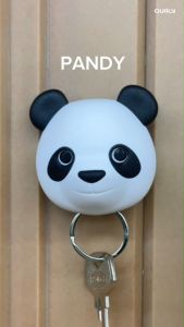 Pandy Panda Key Holder ที่แขวนพวงกุญแจ ดีไซน์ หมีแพนด้า แถมฟรีเทป 3M ติดผนัง Qualy (ควอลี่)
