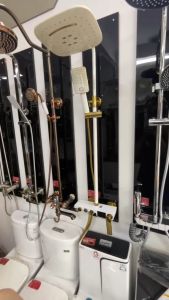 Sen cây bảng hiển thị nhiệt độ màu trắng ánh vàng GS7856