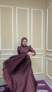 Gaun Terbaru Natasha Maxmara Premium/Roberto Cavalli Premium dengan Rok Duyung dan Payet Mutiara serta Payet Perak - Tersedia dalam Berbagai Ukuran dan Warna - burgundy maroon navy denim tua lavender tua emerald blue hitam