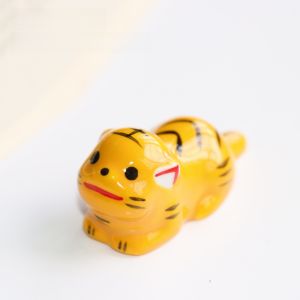 Creative Ceramic Calligraphy Brush Holder Japanese Style Cute Porcelain Pen Rest Stationery Small Ornament Business Tool